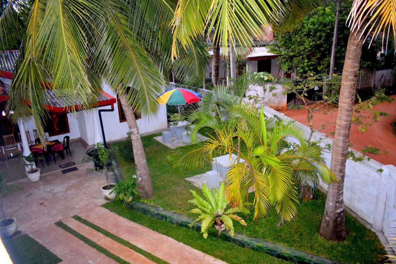 Kaushika Resort อนุราธปุระ ภายนอก รูปภาพ